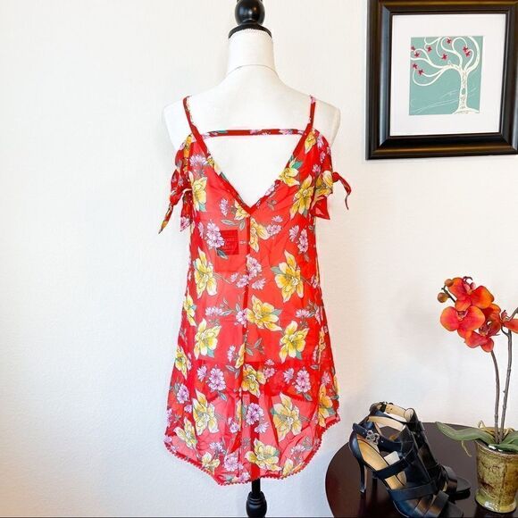 🍋 Miken • NWT!! Junior’s Floral Printed Cold-Shoulder Cover-Up Size Small - Picture 3 of 11